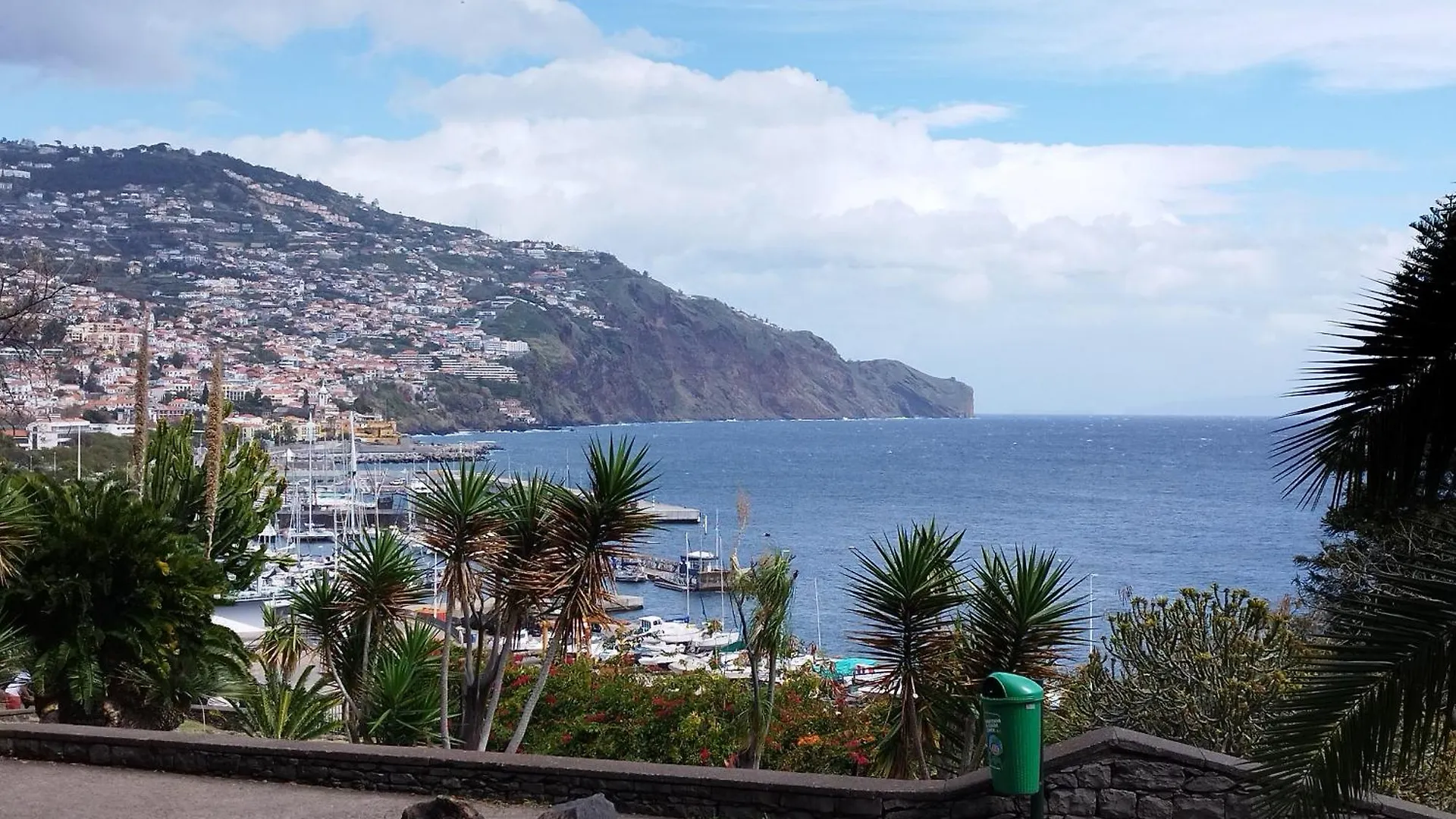 Alexia Room Funchal  Bed & Breakfast Funchal (Madeira)